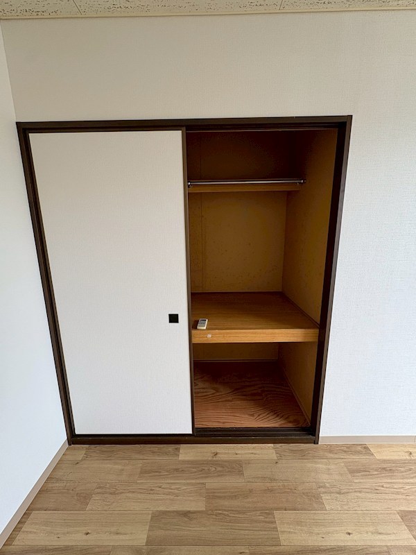 コーポ・クレイン 収納