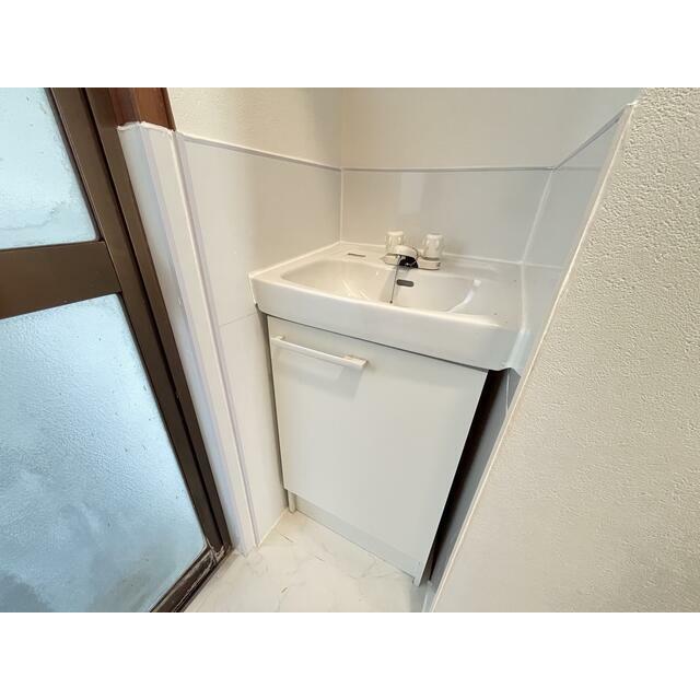 南足柄市岩原　静かな環境の一戸建賃貸 洗面所