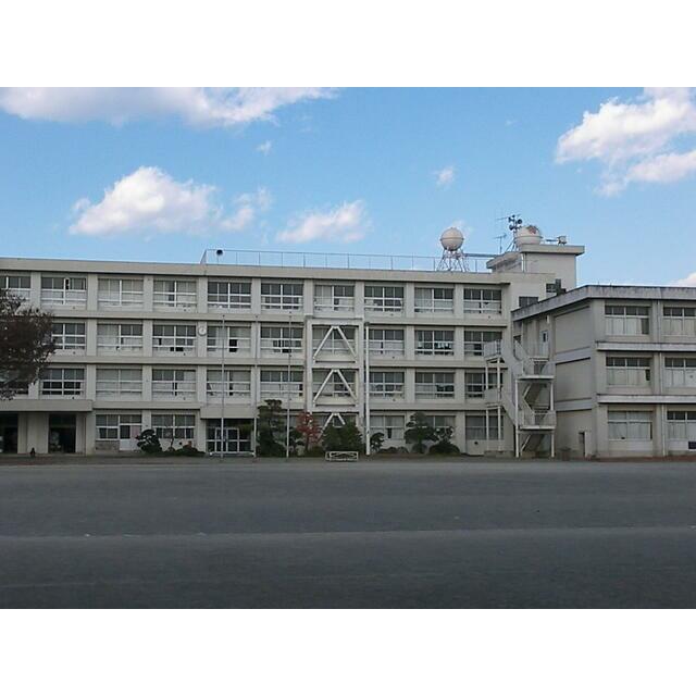 南足柄市岩原　静かな環境の一戸建賃貸 小学校