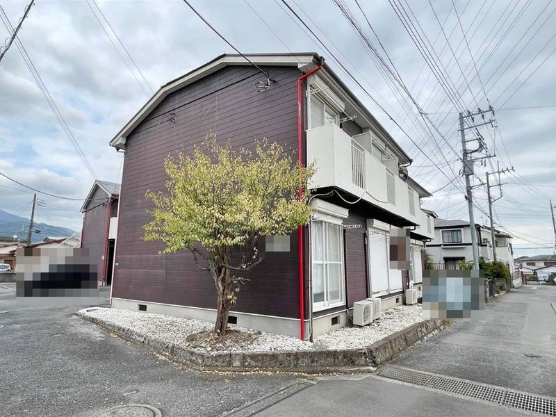 弥生町アパートB棟 駐車場