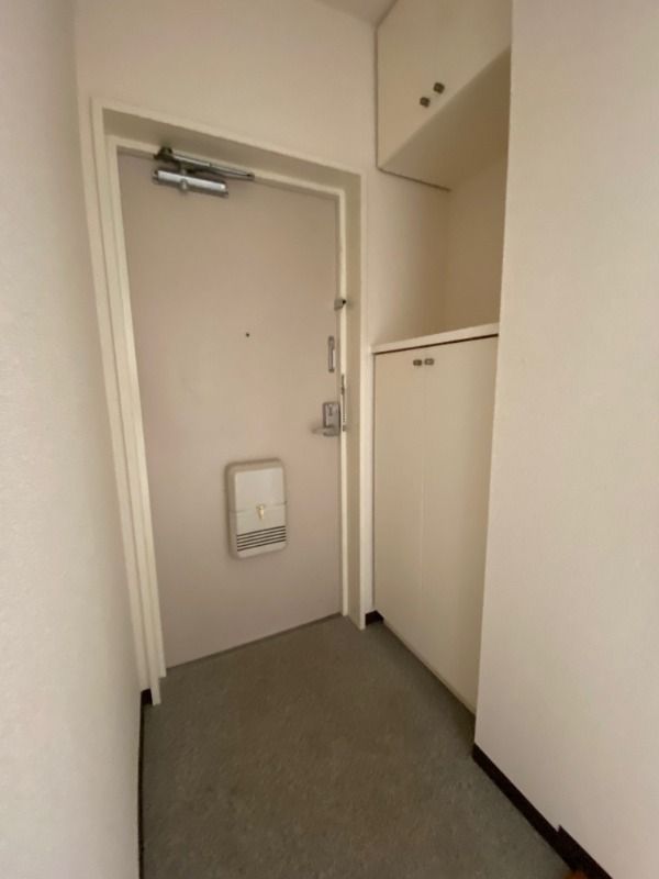 ヒルズ南戸塚 玄関