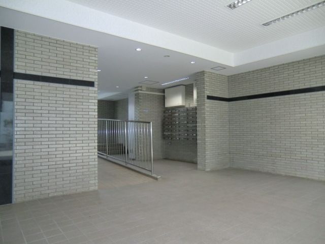 ヒルズ南戸塚 ロビー