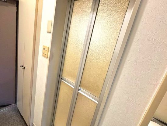 神奈川県厚木市及川２丁目 玄関