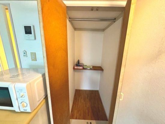 神奈川県厚木市及川２丁目 収納