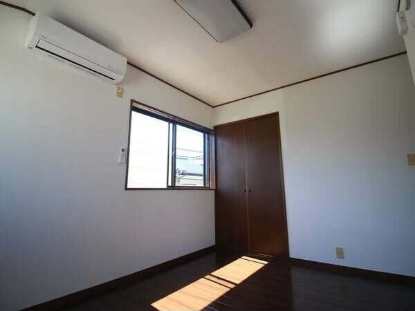 神奈川県鎌倉市長谷２丁目 リビング