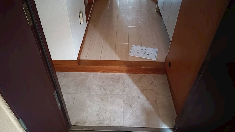 アルビオンシティ厚木関口 玄関