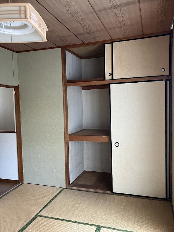 サンライズ  収納
