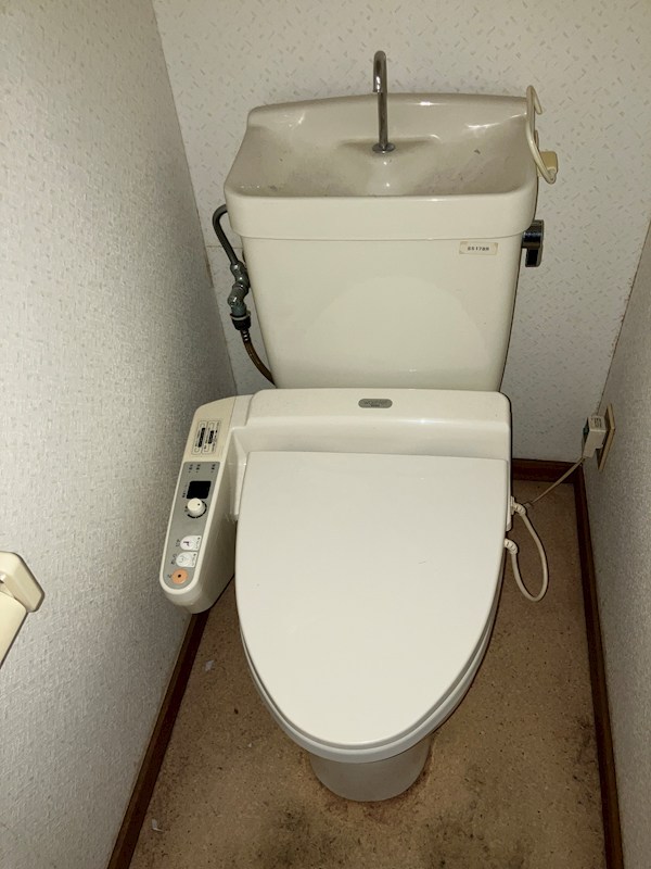 サンライズ  トイレ
