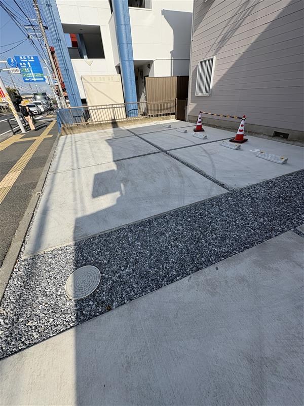 タウニィアルファ 駐車場