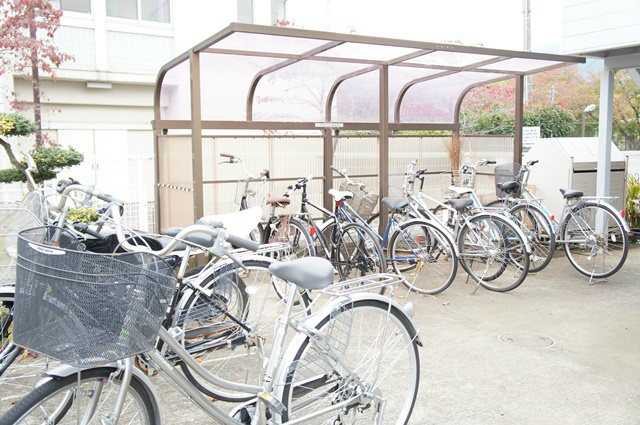 エスポワール平井 駐車場