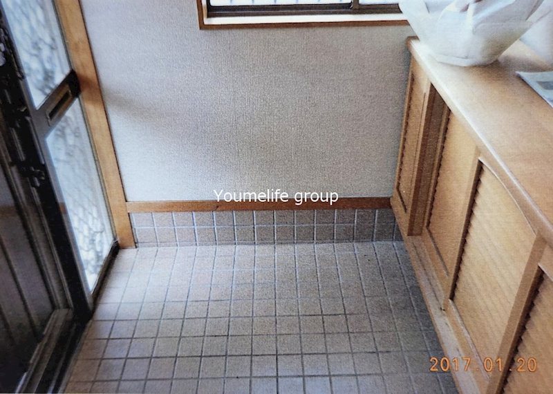 秦野市新町戸建 玄関