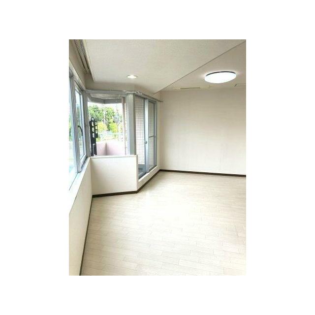 神奈川県平塚市立野町 リビング