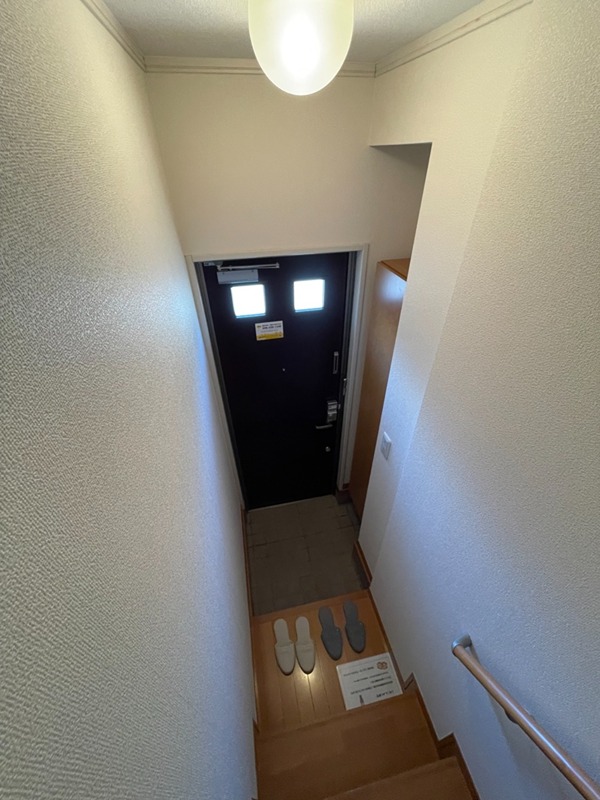 神奈川県藤沢市本鵠沼３丁目 玄関