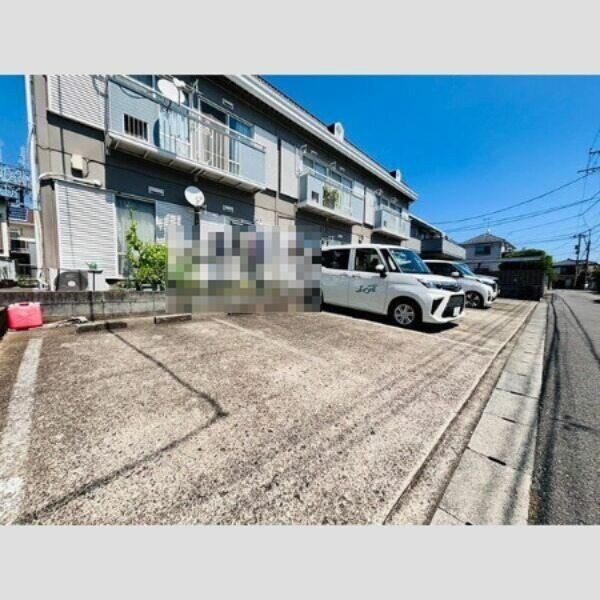 神奈川県横浜市泉区和泉中央南２丁目 駐車場
