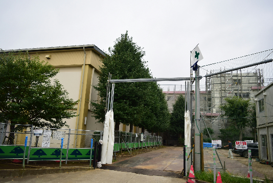グランデュール　A号棟 中学校