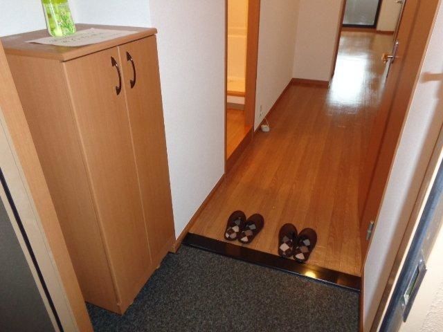 パラシオン平塚 玄関