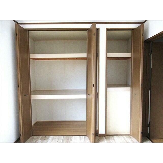テラスサンデン 収納