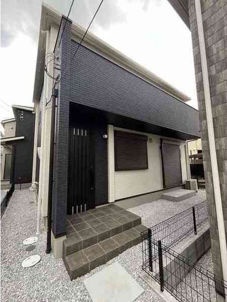 片瀬海岸戸建 B棟 エントランス