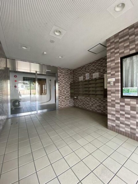広洋フォルム伊勢原 エントランス