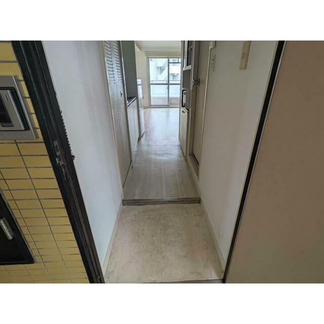 ユースピア本厚木 玄関
