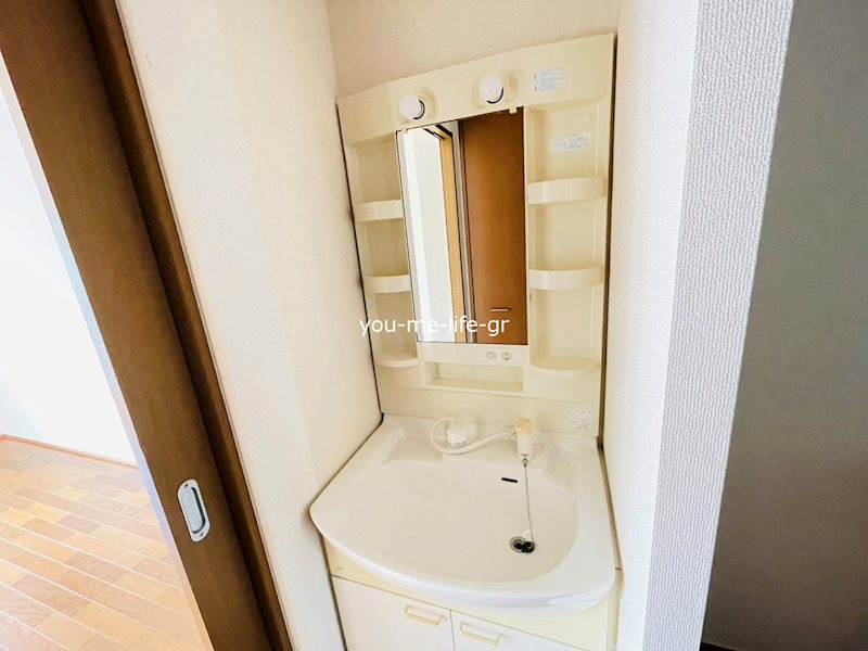 クレスト湘南 洗面所
