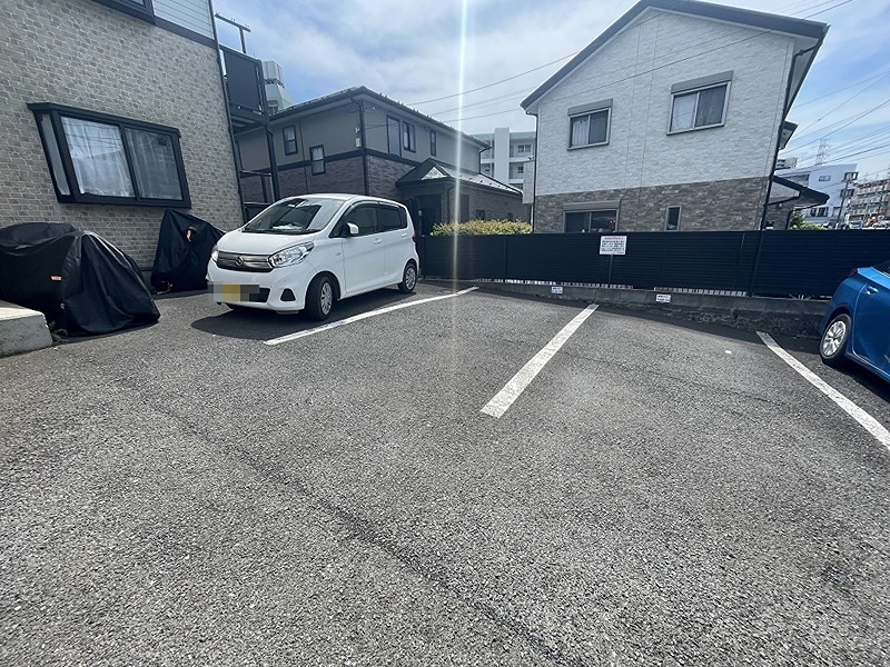 アレックス桜台 駐車場