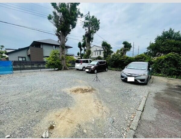 神奈川県小田原市鴨宮 駐車場