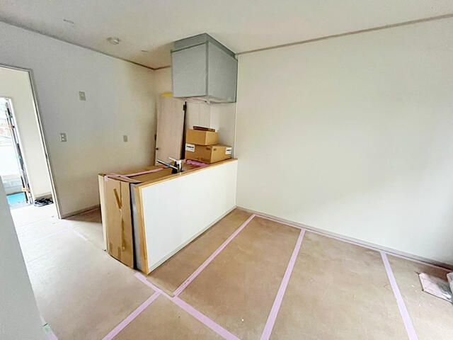 神奈川県厚木市愛甲４丁目 リビング