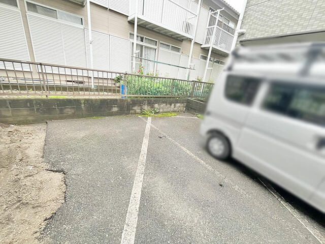 神奈川県厚木市愛甲４丁目 駐車場