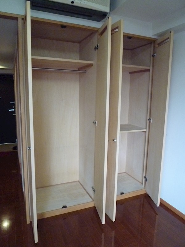 厚木アザレアビル 収納