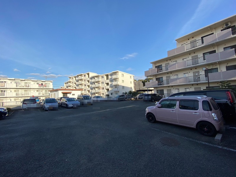 ダンデライアン鵠沼 駐車場