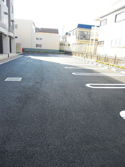 サンテラスⅡ 駐車場