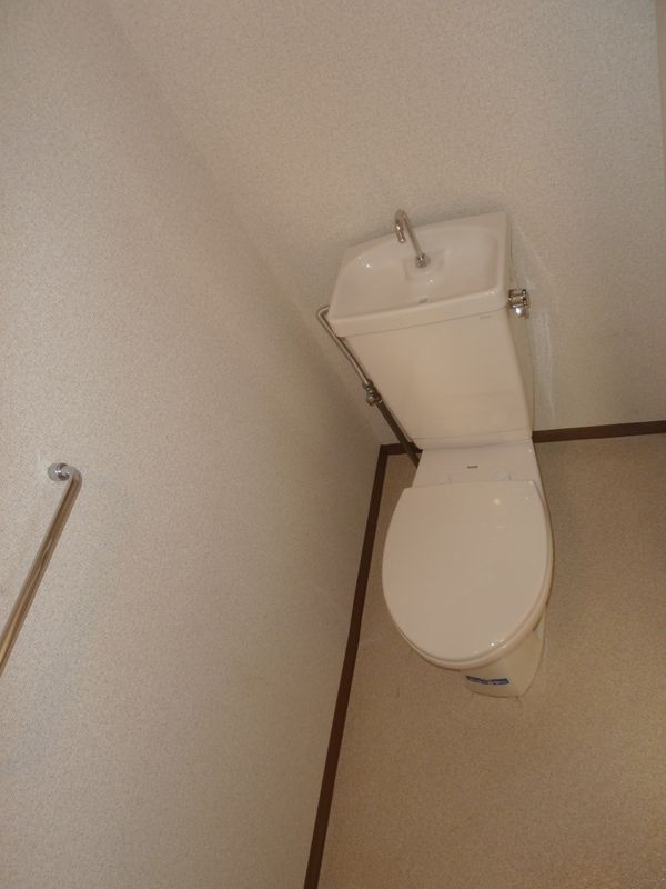 エヌエフ東戸塚 トイレ