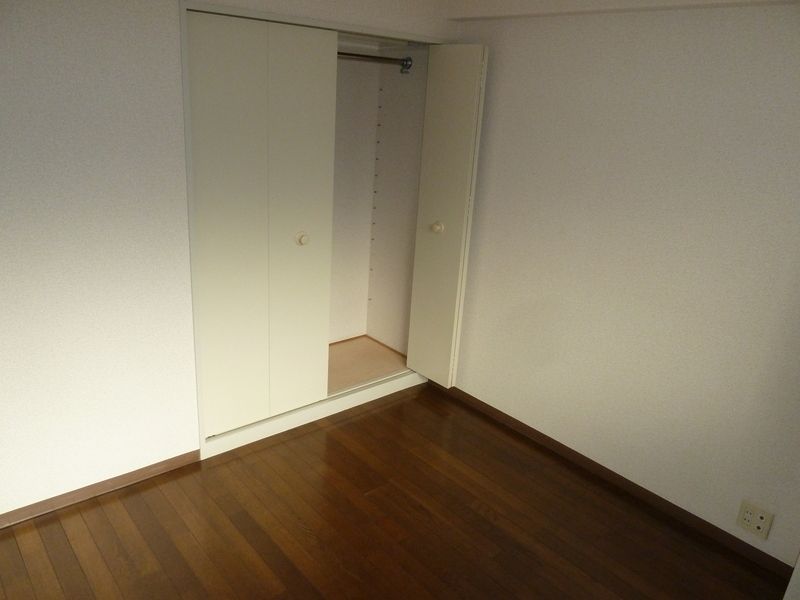 エヌエフ東戸塚 収納