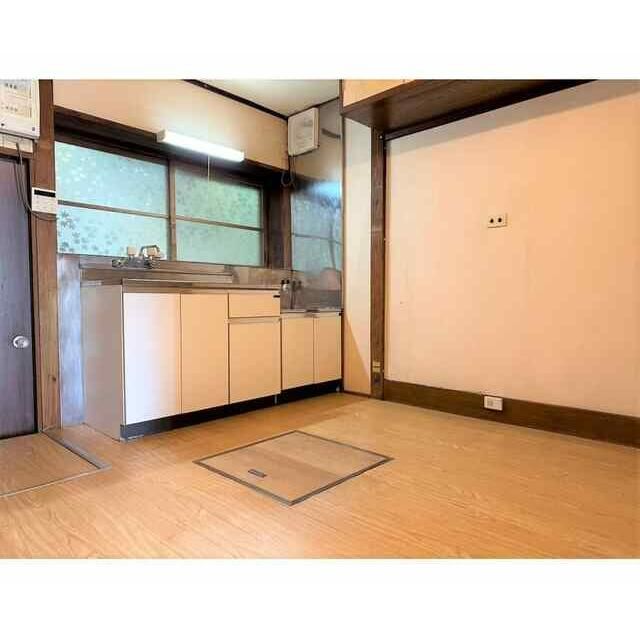 稲村ガ崎１丁目貸家の写真4