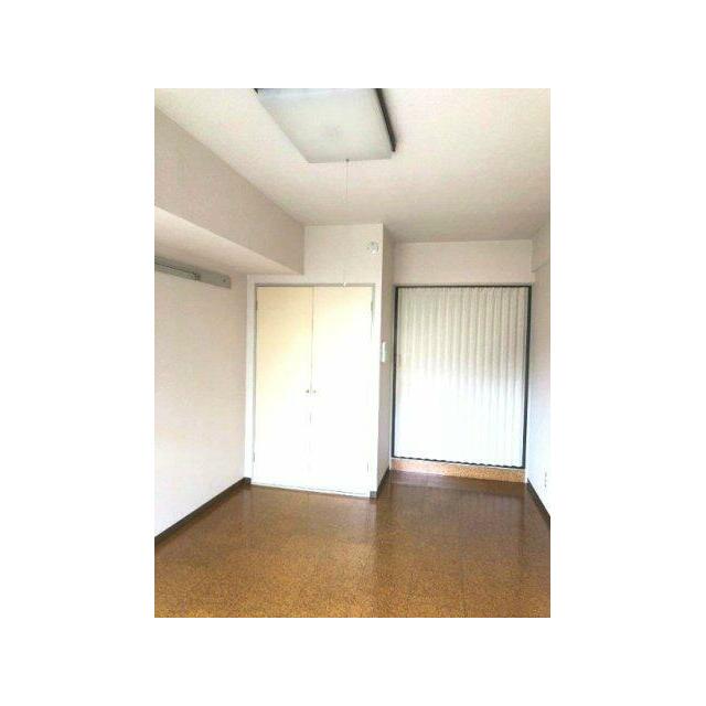 神奈川県伊勢原市伊勢原４丁目 リビング
