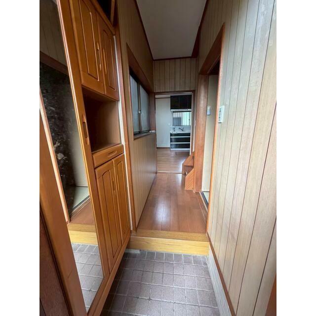 倉見戸建て 玄関