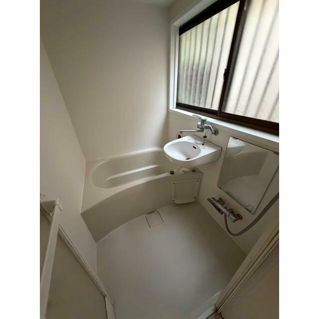 倉見戸建て 風呂画像
