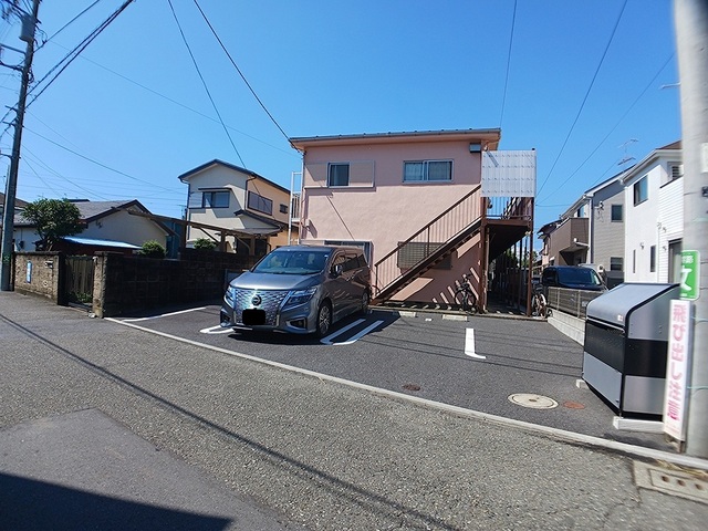 島﨑アパート 駐車場