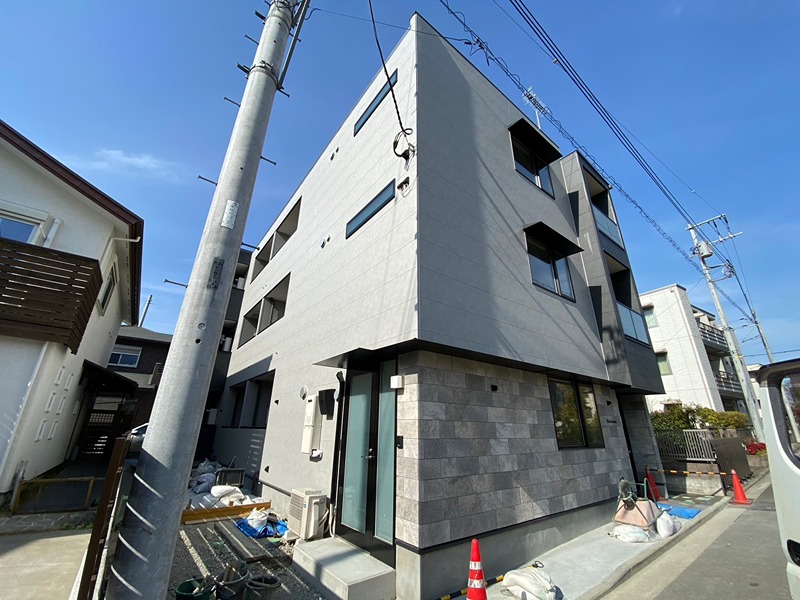 SCHWARZ 外観