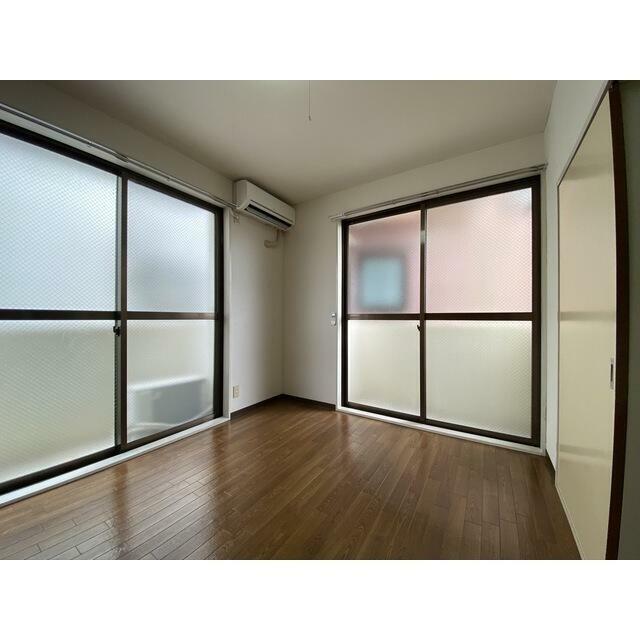 コンフォーム大町 ベッドルーム