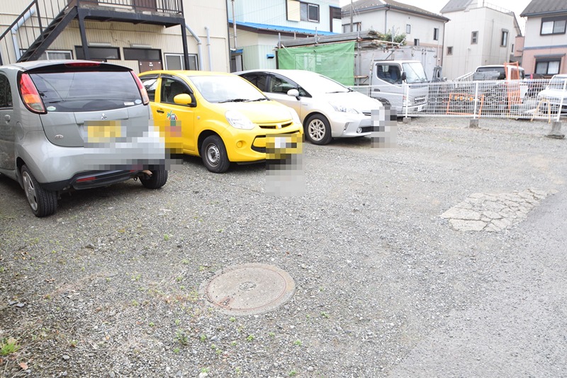 二見アパート 駐車場
