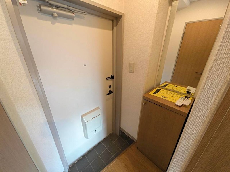 マジェスティービル 玄関