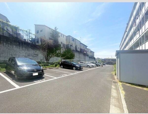 ビレッジハウス亀井野4号棟の写真16
