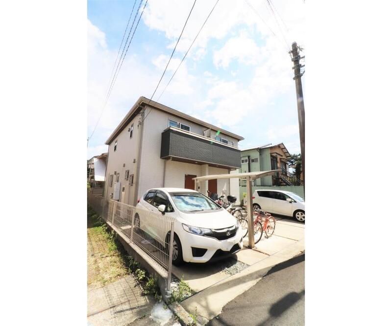 フォレストリータウン西小路 駐車場