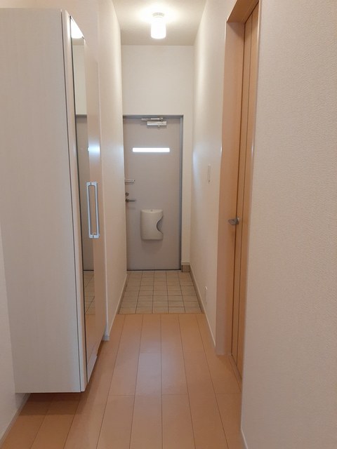 アンソレイユⅠ 玄関