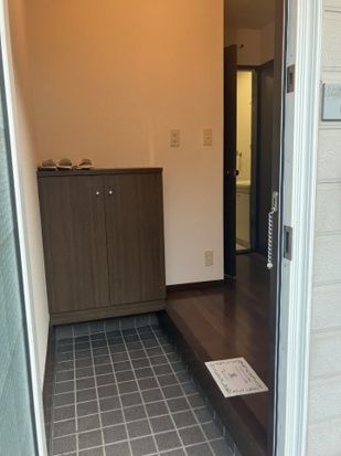 ビーフローラⅠ 玄関
