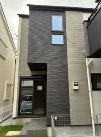 茅ヶ崎市今宿ⅢB号棟戸建 エントランス