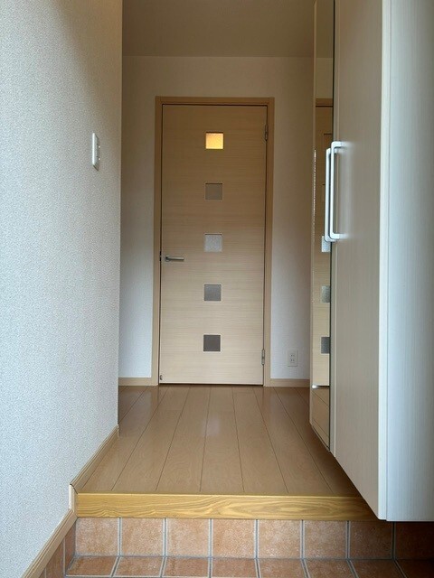 ヒルトップテラスＡ 玄関