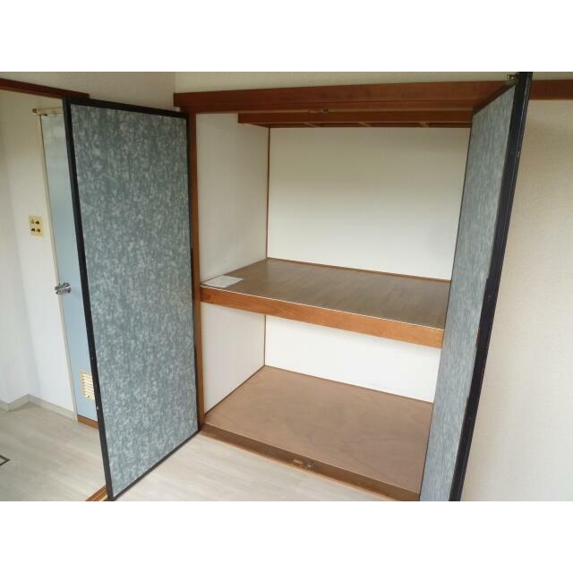 玉川ハイツ 収納